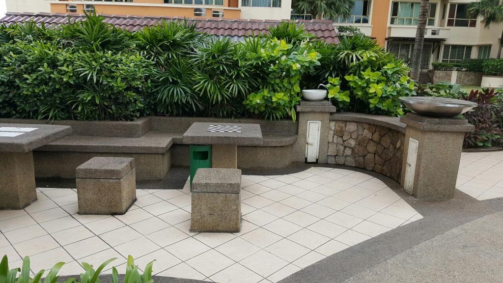 凯瑟行政住宿东湖公寓 Kampong Bohol 外观 照片