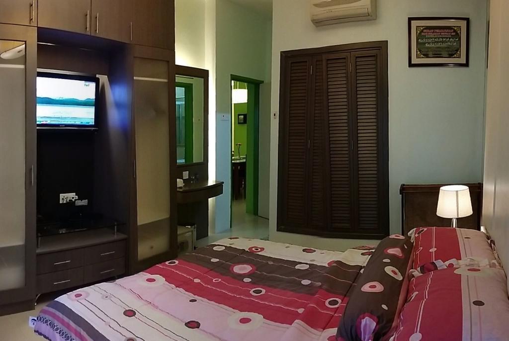 凯瑟行政住宿东湖公寓 Kampong Bohol 外观 照片